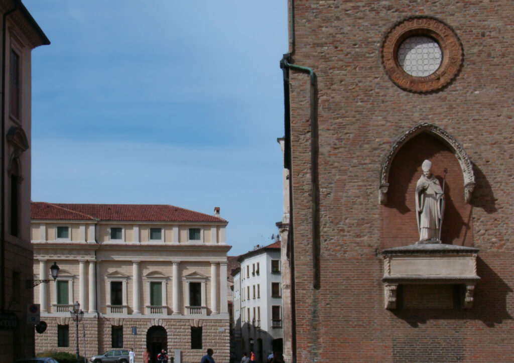 Vista sulla Cattedrale e sul Palazzo Vescovile, scenario dell'omicidio del vescovo di Vicenza nel 1184