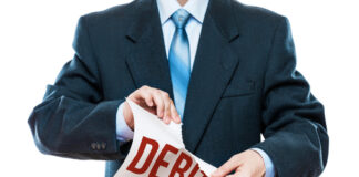 Codici: liberarsi dai debiti e tornare a vivere, da Brescia una storia che dà speranza Debiti, come liberarsene