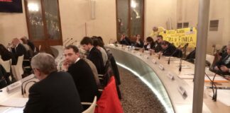 Consiglio comunale, Ghiotto con i civici propone sportello per educazione finanziaria. Pd la sostiene, Siotto contraria per il metodo Consiglio comunale Sportello assistenza finanziaria