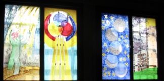 Le 12 vetrate artistiche di Vico Calabrò nella Cappella del carcere di Vicenza grazie ai Re Magi di Vicenza Alcune delle vetrate di Vico Calabrò e delle persone detenute