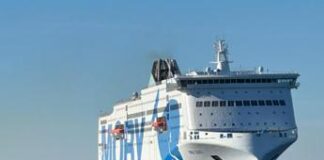 Al porto di Livorno la Moby Legacy gemella del traghetto più grande del mondo, Moby Fantasy