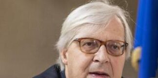 Antitrust: “Sottosegretario Sgarbi ha esercitato attività di critico violando legge Frattini”