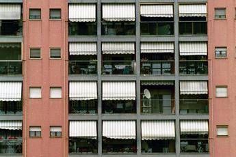 Casa, il piano del governo: prezzi calmierati per giovani coppie