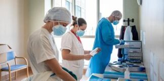 Covid Italia, scendono incidenza e ricoveri: i dati dell’ultima settimana