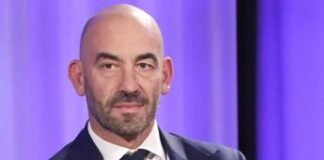 Covid, ancora minacce alla famiglia di Bassetti: “Voglio sgozzare tua moglie”