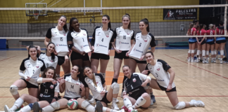 Vicenza Volley trionfa 0-3 a Chiavenna: terzo posto consolidato nel girone di andata della serie B1 femminile Esultanza di Vicenza Volley dopo la vittoria a Chiavenna