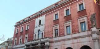 Violenza (di genere?) mediatica su un uomo: Cristina Gallio, falsa accusatrice di Vincenzo Vozzolo assolto. Ma il suo nome non c’è sul GdV Ex Palazzo delle Poste centrali di Vicenza, al centro delle false accuse di Moira Gallio al direttore Vincenzo Vozzolo