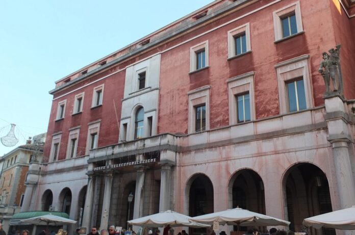 Ex Palazzo delle Poste centrali di Vicenza, al centro delle false accuse di Moira Gallio al direttore Vincenzo Vozzolo