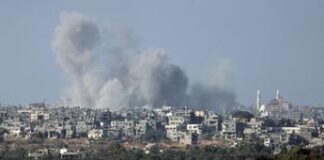 Gaza, decine di morti in raid Israele su due zone abitate