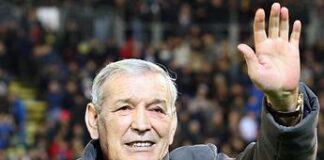 Gigi Riva, folla oceanica per i funerali a Cagliari