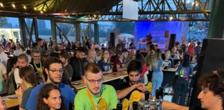 Hangar Palooza tra musica e educazione alla pace dopo il 7 ottobre Hangar Palooza, in primo piano Benedetta Ghiotto al servizio dei... vicentini