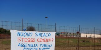 Comitato Pomari in conferenza stampa: “cambia il sindaco ma non la cementificazione dell’area? Assemblea alla parrocchia di S. Lazzaro il 22 gennaio” Il Comitato Pomari provoca il sindaco Possamai foto Maurizio Morelli)JPG