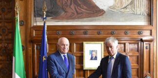 Tensioni al Ministero della Giustizia, Il Foglio e Dagospia: il suo capo di gabinetto Alberto Rizzo lascia Nordio. Veniva dal tribunale di Vicenza Il ministro Nordio alla firma del decreto di nomina del Capo di Gabinetto Alberto Rizzo