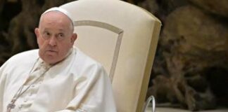 Papa Francesco: “Ho il respiro ancora affannato”. E non legge il discorso