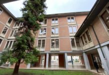 Vicenza, assessori Spiller e Selmo: approvato progetto ascensore esterno per la scuola Maffei, accessibili tutti i 4 livelli dell’edificio Scuola Maffei Vicenza il cortile dove verrà realizzato l'elevatore mensa scolastica