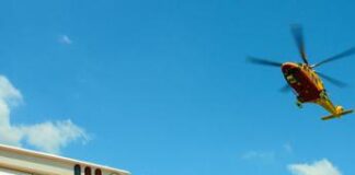 Vibo Valentia, scooter contro furgone: muore 50enne, grave il figlio 13enne