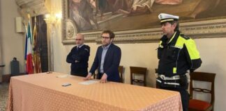 Vigili di quartiere. Sindaco Possamai, comandante Parolin e commissario Chemello: 107 turni e 752 ore con i cittadini nei primi due mesi Vigili di quartiere, Possamai: 107 turni e 752 ore con cittadini
