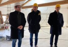 Palazzo ex Aci a Vicenza, lavori verso la conclusione: in primavera le lezioni del corso di Design Palazzo ex Aci a Vicenza: da sx Possamai, Spiller, Dalla Fontana