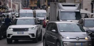 Rinvio del divieto ai diesel Euro 5, Giovine (FdI): “Bene così. La transizione ecologica non deve penalizzare lavoratori e famiglie” divieto euro 5 diesel, soddisfazione per rinvio