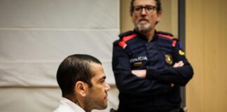 Processo Dani Alves, condannato a 4 anni e 6 mesi per violenza sessuale dani alves
