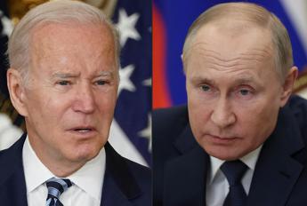 Morte Navalny, Biden: “Valutiamo nuove sanzioni alla Russia”