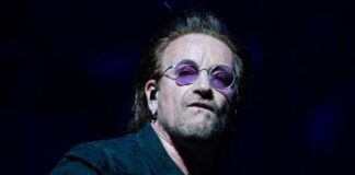 Navalny, Bono degli U2: “Se credi nella libertà urla il suo nome” – Video