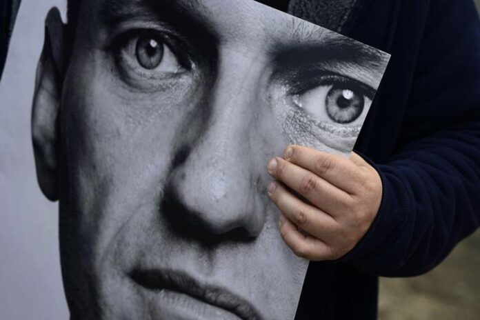 Navalny, causa della morte ignota corpo non mostrato alla madre Navalny