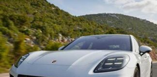 Porsche presenta due nuove varianti ibride della Panamera