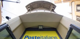 Poste Italiane, Antitrust avvia istruttoria: non avrebbe reso accessibile rete a concorrenti PostePay poste italiane fara vicentino