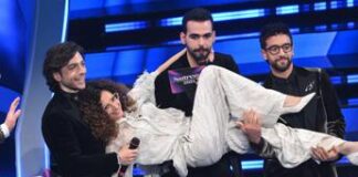 Sanremo 2024, Teresa Mannino e le scale: è subito show
