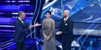 Sanremo, caso scarpe di John Travolta: da Codacons esposto a Agcom e Antitrust