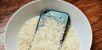 Smartphone in acqua, il riso non è la soluzione
