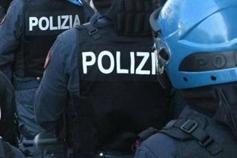 Stati Generali Natalità, scontri a corteo Roma: feriti una ragazza e due poliziotti