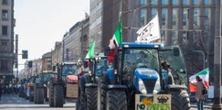 Trattori, von der Leyen: “Ascoltiamo agricoltori, proporrò ritiro regolamento Sur su pesticidi”
