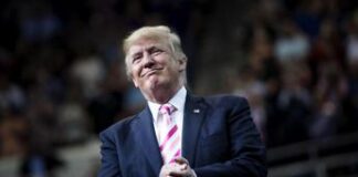 Trump avverte l’Ue: “Acquisti su larga scala di gas e petrolio se non vuole dazi”