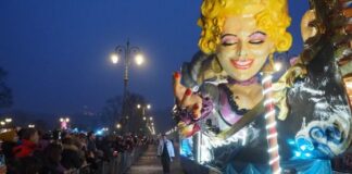 Grande partecipazione alla sfilata dei carri allegorici a Campo Marzo e in viale Roma Successo per i carri mascherati in Viale Roma a Vicenza