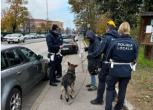 Controlli nel quadrilatero dello spaccio a Vicenza