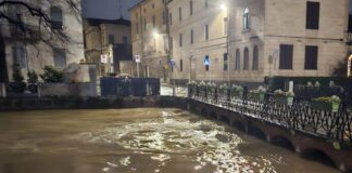 Retrone, Il Corriere del Veneto: “Il Davide che blocca Golia (RFI)” maltempo vicenza febbraio 2024 retrone fiume