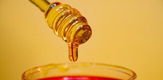 Codici: il miele contraffatto invade il mercato italiano. Attenzione all’etichetta Miele contraffatto sta invadendo il mercato italiano