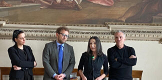 Teatro Olimpico. Ermanna Montanari e Marco Martinelli alla direzione artistica La presentazione della nuova direzione artistica del Teatro Olimpico. Da sinistra, l'assessore Fantin, il sindaco Possamai, Ermanna Montanari e Marco Martinelli