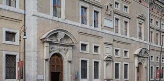 Allarme bomba al ministero della Cultura, evacuato edificio