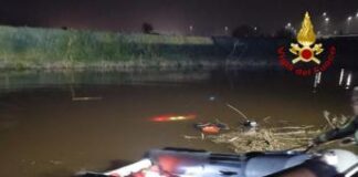 Auto finisce in canale, incidente mortale a Chioggia