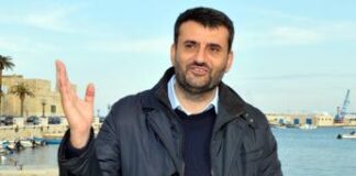 Bari, Decaro smentisce Emiliano: “Non ricorda bene, mai andato in casa della sorella del boss”