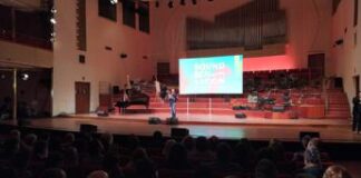 Concerto con musicisti affetti da sordità, a Torino la musica senza barriere