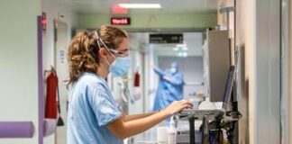Covid Italia, Rt sotto soglia epidemica: incidenza stabile e ricoveri in lieve calo