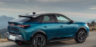 Elettrica o ibrida, la nuova Peugeot 3008 punta sempre più in alto