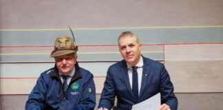 Benvenuti a Vicenza amici Alpini: commercianti ed esercenti pronti all’Adunata nazionale Il presidente di AA2024 Pinamonti e il presidente di Confcommercio Piccolo firmano la convenzione per l'Adunata