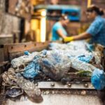 “Il riciclo della plastica è una truffa”, la denuncia del Center for Climate Integrity