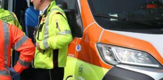 Incidente e la moto prende fuoco, muore a 23 anni