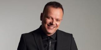 La voce misteriosa scatena i fan di Gigi D’Alessio, è ‘Nu dispietto’